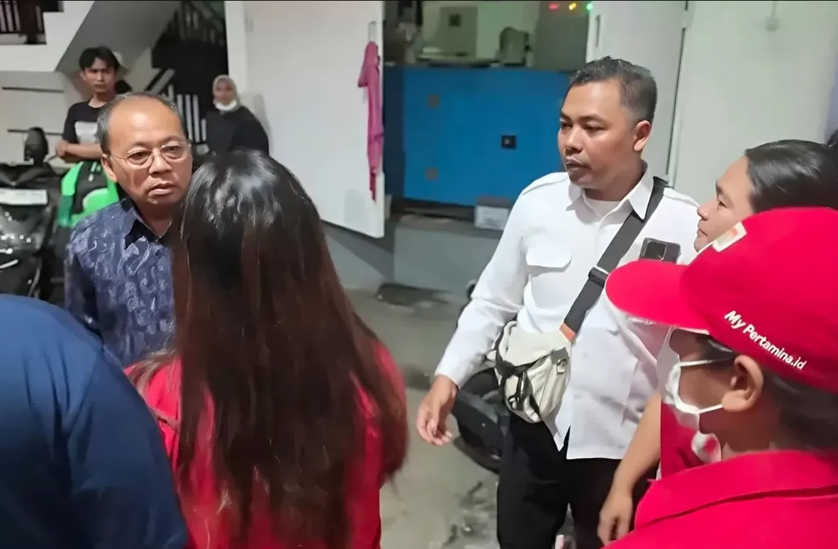 adu mulut Gubernur Koster