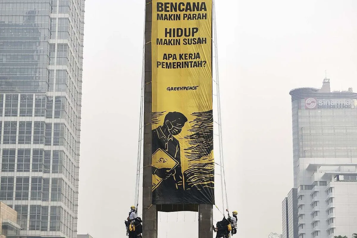 aktivis Greenpeace ditahan