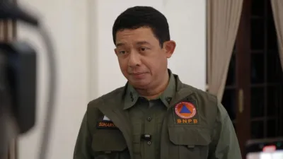 Banjir Sumatera dan Pengakuan BNPB: Seruan Nasional Menguat, Sorotan Dunia Bertambah