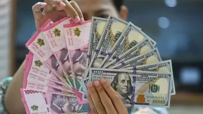 Ekonomi Indonesia Diuji Saat Rupiah Sentuh Rekor Terendah terhadap Dolar
