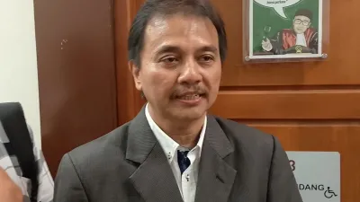 Roy Suryo Bantah Berkas Kasus Ijazah Palsu Jokowi Sudah P21
