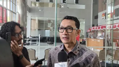 Stafsus Menhut Absen KPK, Pemeriksaan Kasus Kuansing Ditunda