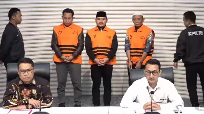 Bekasi di Meja KPK: Ijon Proyek Jerat Bupati dan Keluarga