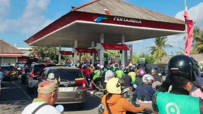 Antrean BBM Bali Terurai, Pertamina Siagakan 66 SPBU 24 Jam