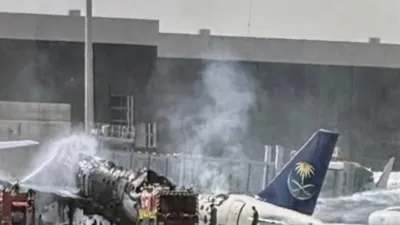 Evakuasi Bandara Riyadh, Negara Asing Minta Warganya Menjauh