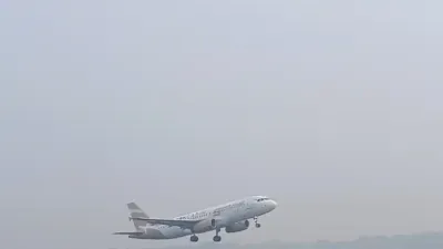 Kabut Asap Selimuti Sumsel, Penerbangan Palembang Tertunda