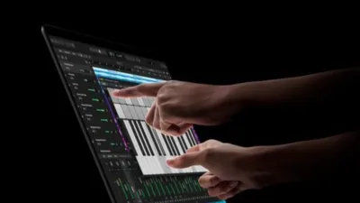MacBook Pro Layar Sentuh Pertama Apple, Harga Rp52 Jutaan