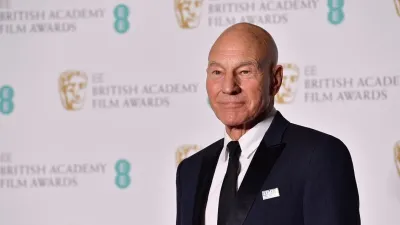 Sir Patrick Stewart: Dari Panggung Shakespeare hingga Ikon Profesor X