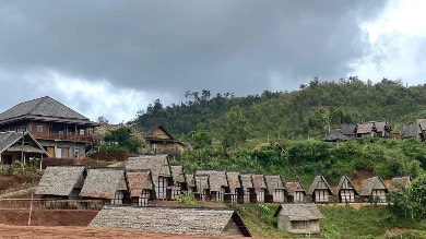 Pemukiman masyarakat Kasepuhan Cipta Alam