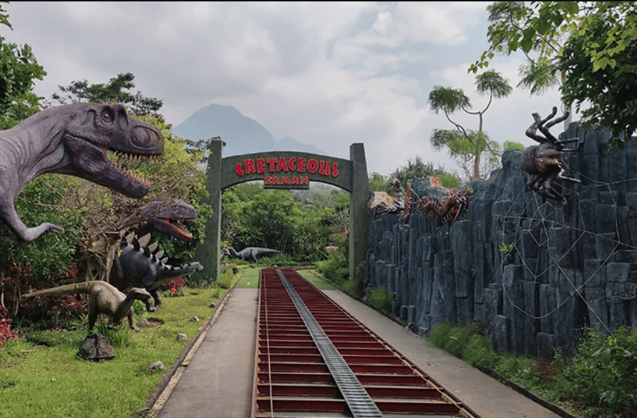 Dino Park Jawa Timur Park 3 Kec. Junrejo