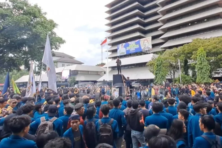 Demo mahasiswa seret kasus Andrie Yunus