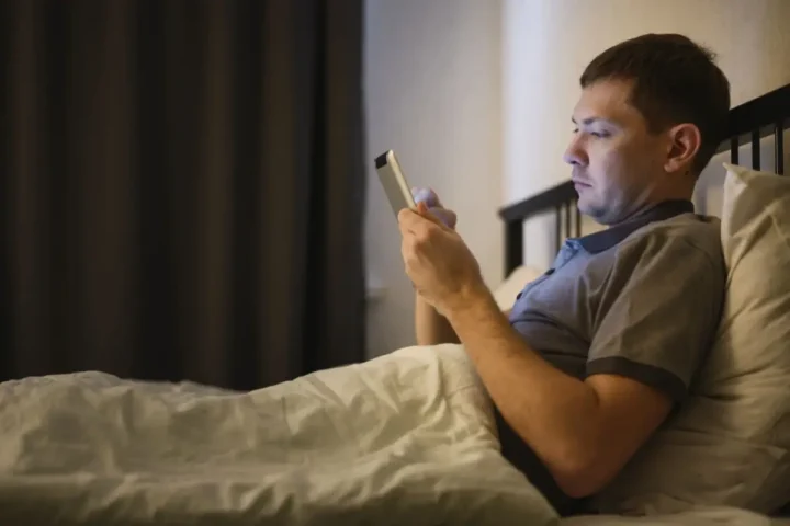 Digital Detox Sebelum Tidur