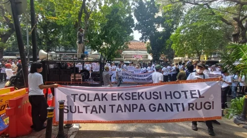 Pembongkaran Hotel Sultan