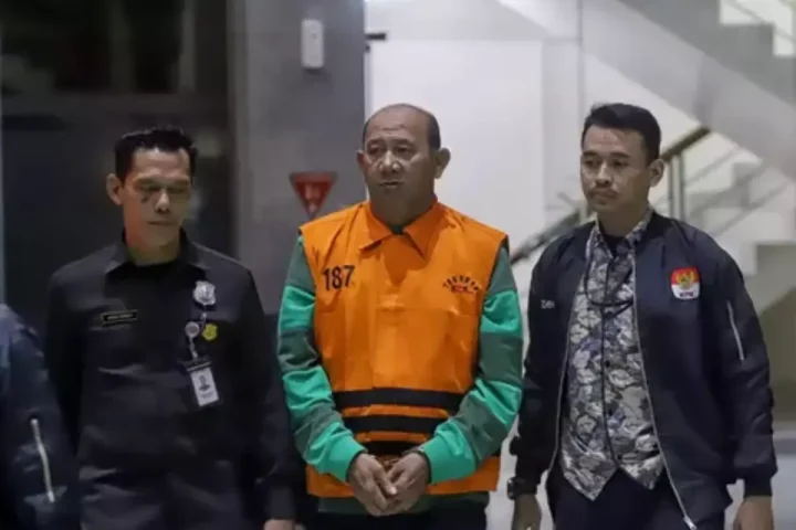 Dugaan korupsi seragam sekolah